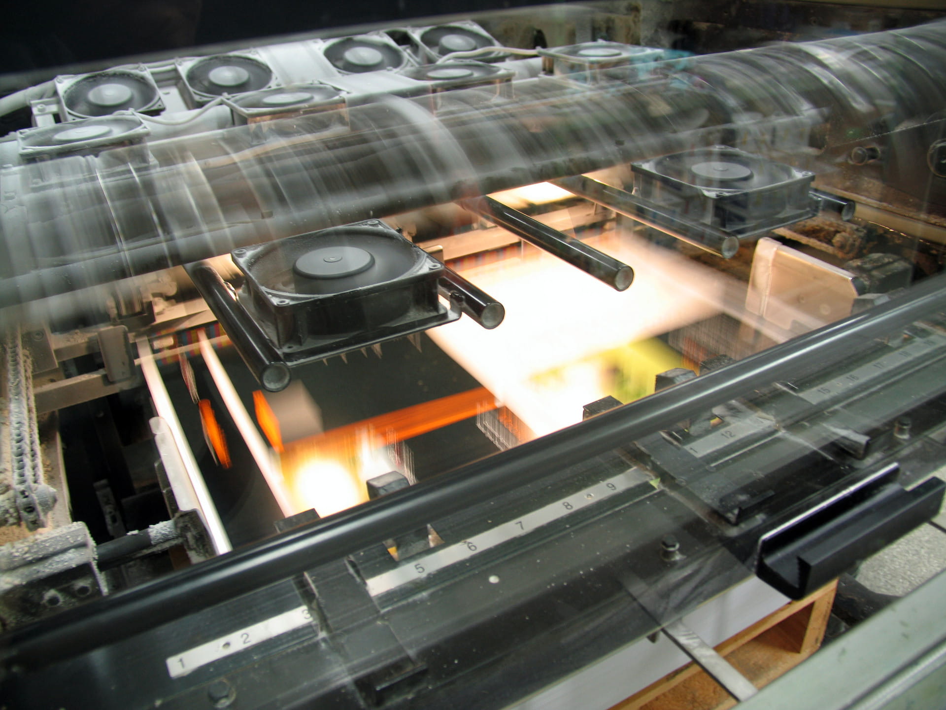 Large format printer producing wide-format graphics at an MBE Center